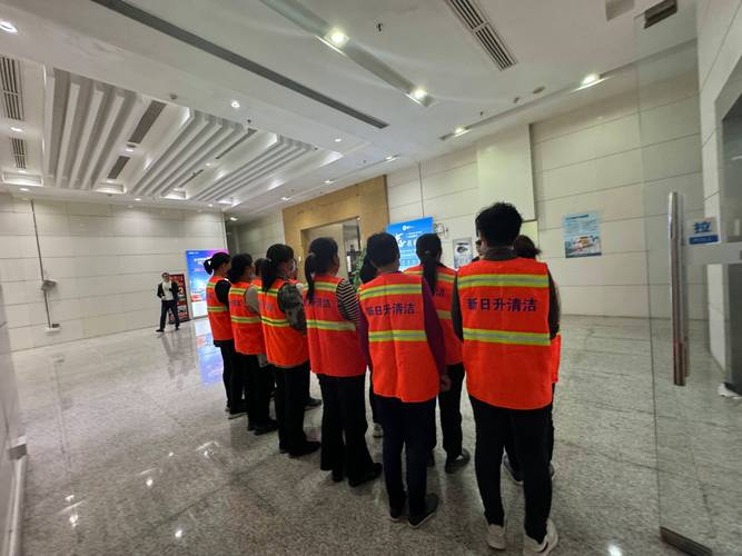 广州保洁外包 广州办公室保洁 深圳工厂园区保洁